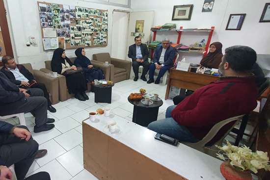 نشست هم‌اندیشی دانشگاه و سمن‌های خیریه برای حمایت از بیماران سرطانی و کودکان بی‌سرپرست