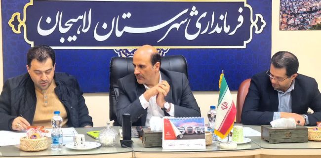 رفع موانع تولید در حوزه صنعت و گردشگری، اولویت مدیریت شهرستان است