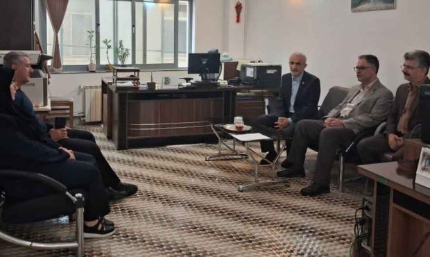 امروز خط مقدم،خدمت وتکریم به این مردم بی نظیر است