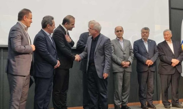 تاکید  بر نقش مفاخر ورزشی در هویت‌سازی
