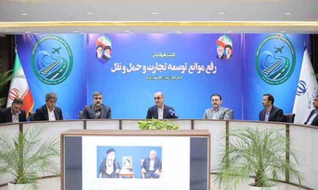 تسهیل ترددهای مرزی در گمرک و افزایش تخلیه و بارگیری در بنادر تسهیل ترددهای مرزی در گمرک و افزایش تخلیه و بارگیری در بنادر