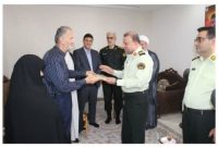 دیدار فرمانده انتظامی گیلان با خانواده شهید سالاری